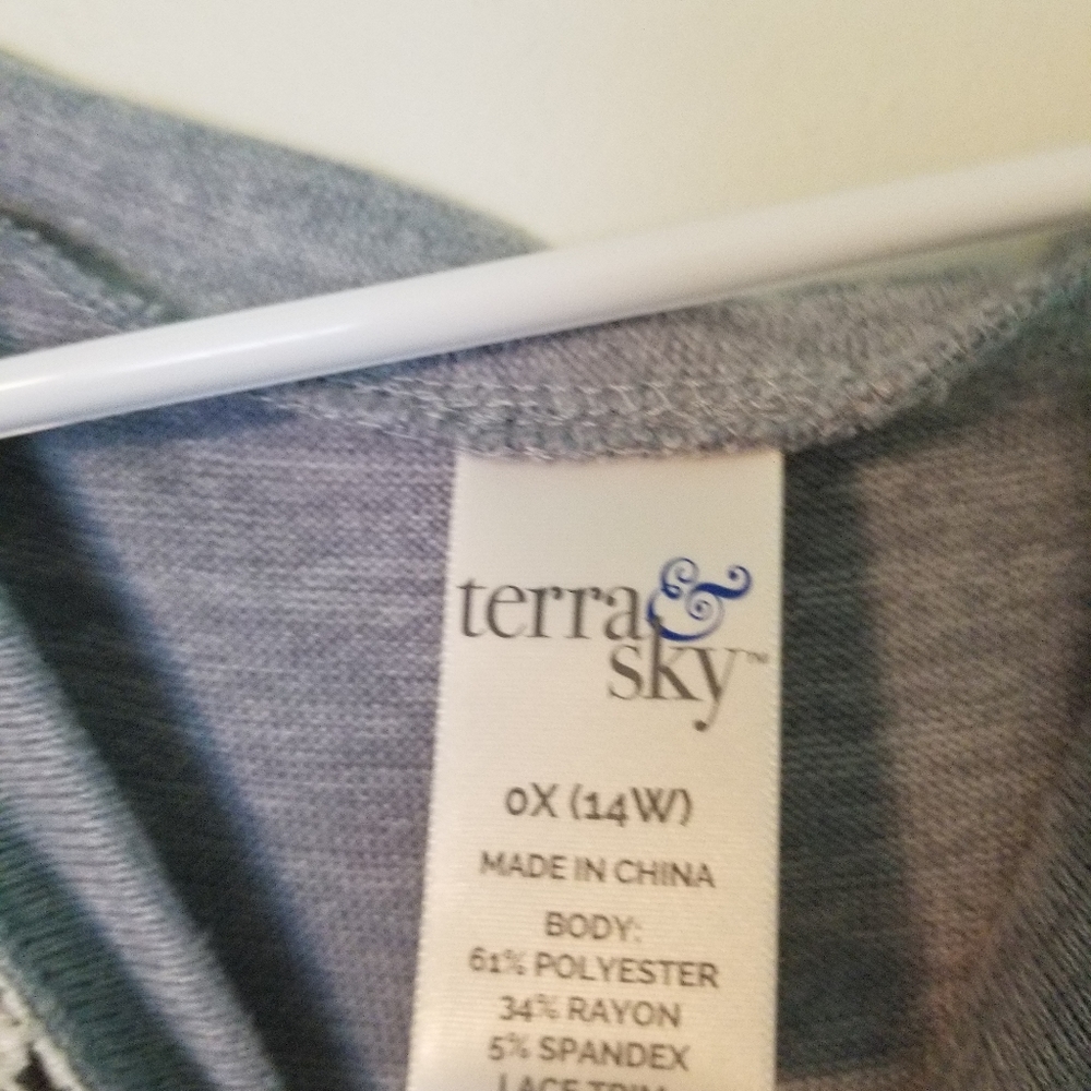 Sweater - Picture 2 of 2